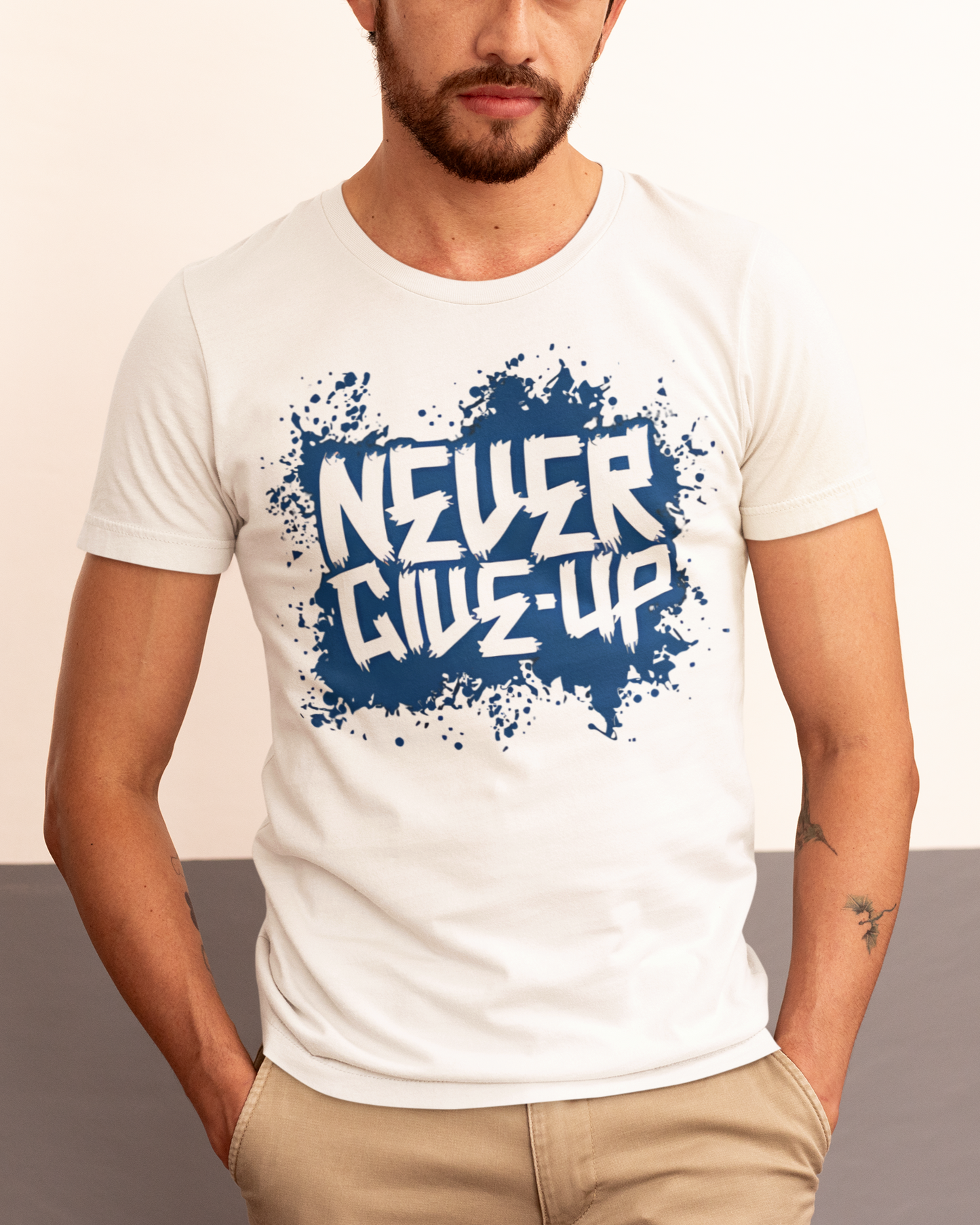 Never Giveup Short sleeve T-shirt